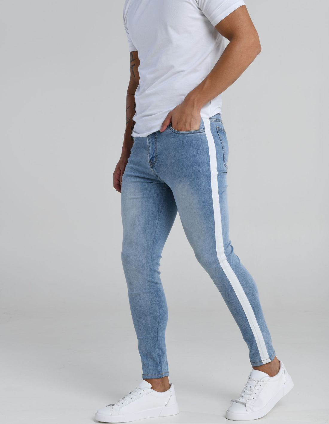 MAYFAIR (White-Striped)